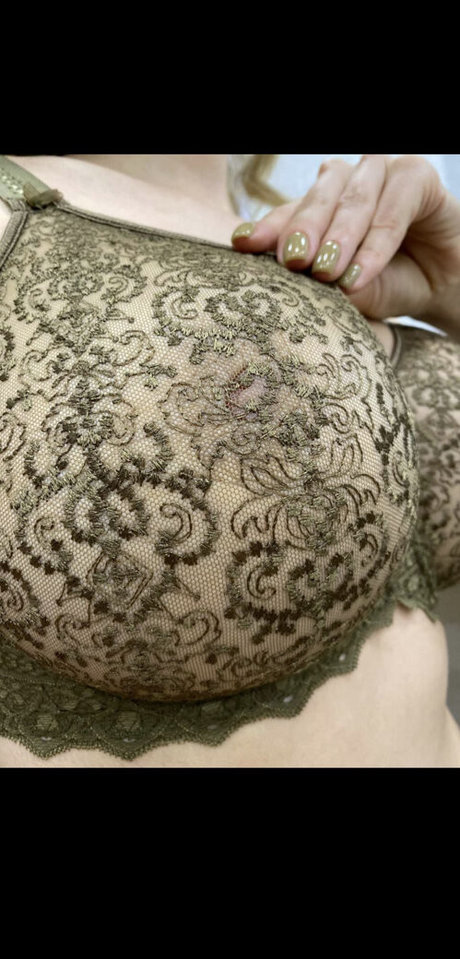 Sveta Koltunova actriz porno archivo