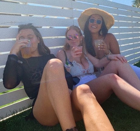 Sammy Jerrard modelo agradable fotos