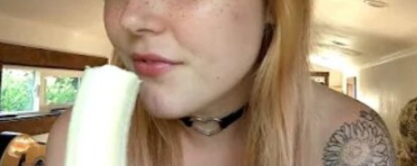 Azie Bug ASMR beautiful actress pic