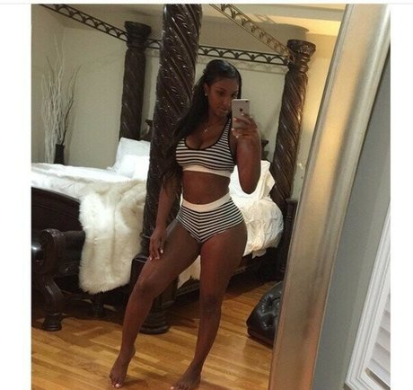 Realamarie modelo superior recopilación