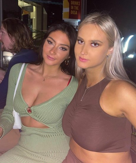 Aimee Slayme star du porno xxx photos