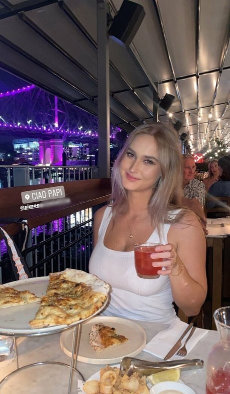 Aimee Slayme star du porno xxx collection