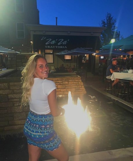 Gracie Diewald modèle parfait archive