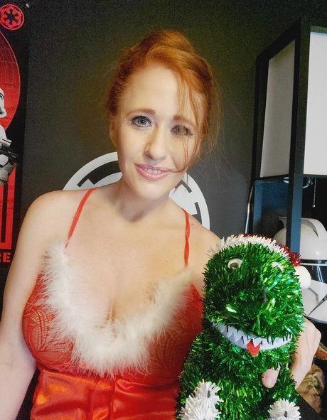 Rawrist actriz erótica imágenes