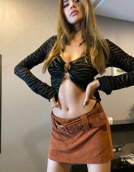 Foxy Fuengfah estrella caliente imágenes