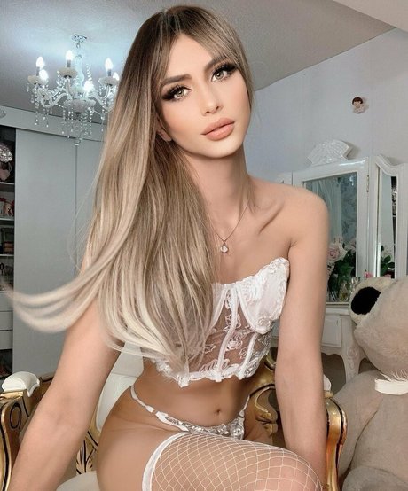 lucianaa ferrer hot model gallery