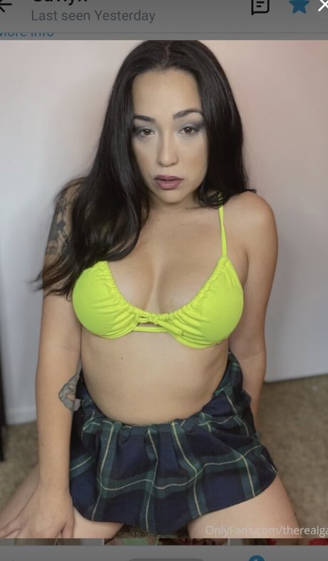 Gavlyn sexy model gallery
