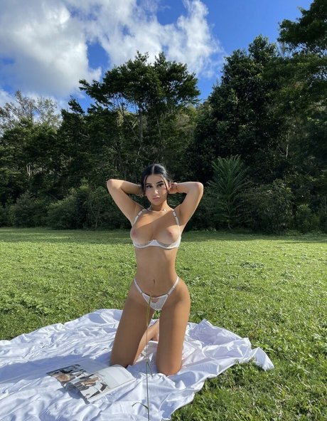 Mikaelatesta modèle xxx images