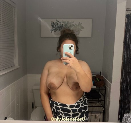 OnlyJojoForU actrice de nus galerie