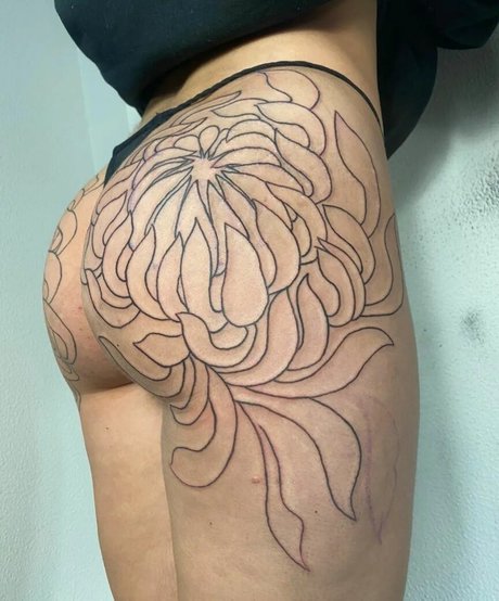 lilith sg star du porno belle image