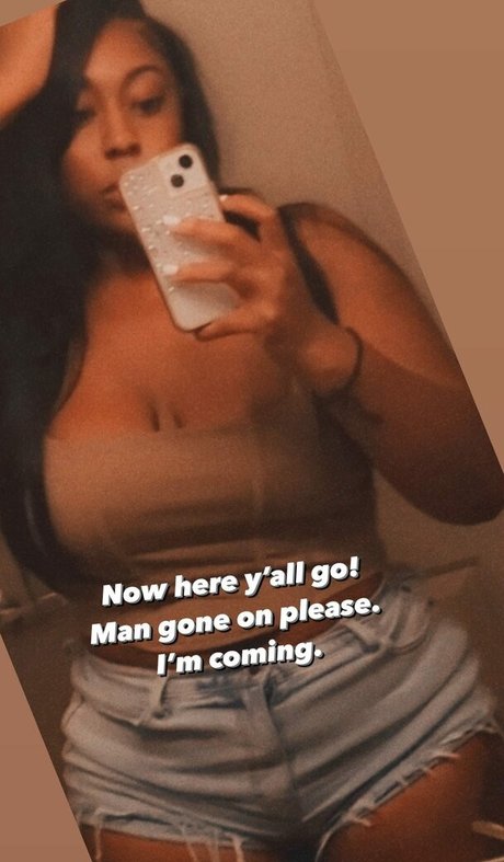 Milagrogramz model nude pics