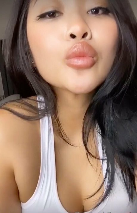 DaniCak3s erotic pornstar pics