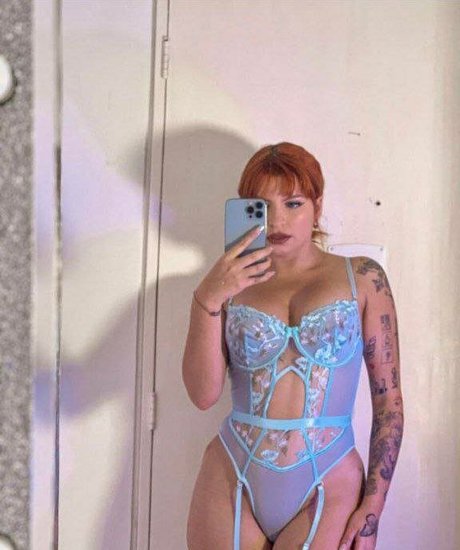 Marianyyaa modelo superior fotos