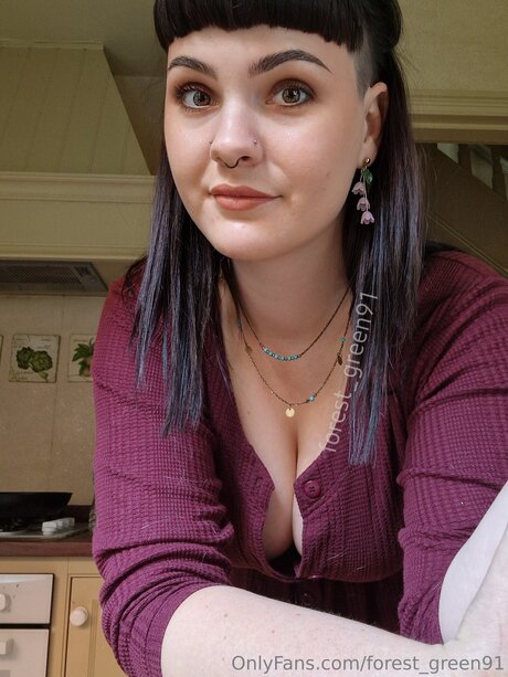 forest green91 desnudos de estrellas porno imagen