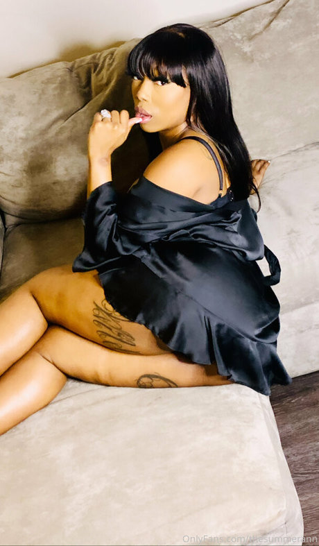 Summerntae estrella sexy galerías