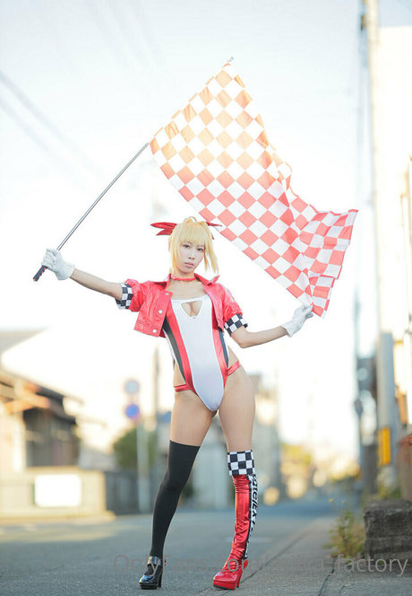 _miiya factory modelo atractivo recopilación