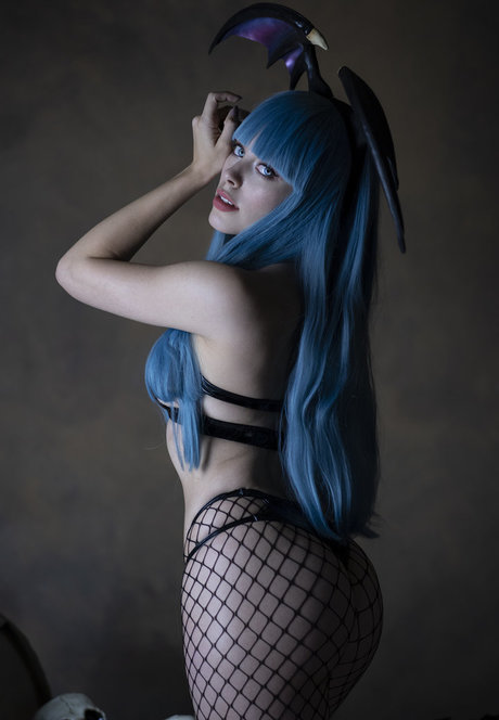 Nadyasonika modelo desnuda archivo