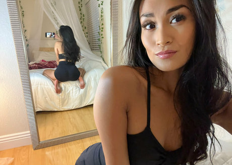 sunshinesinababy hd pornstar img