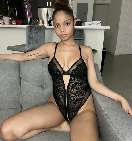 Alteregojade modelo de arte imagen