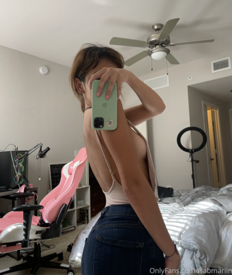 Isa Marin desnudos de estrellas porno imágenes