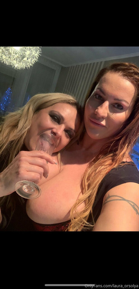 Laura Orsolya estrella porno de alta calidad galerías