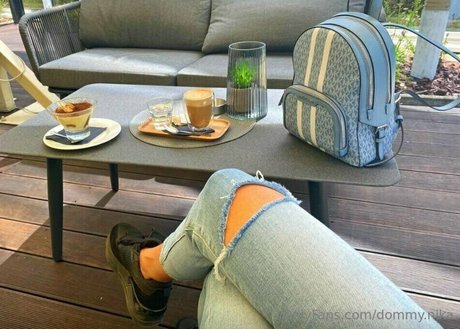 dommy nika mannequin galeries