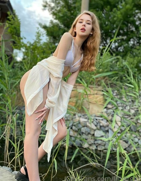 lil virgin estrella porno caliente galería