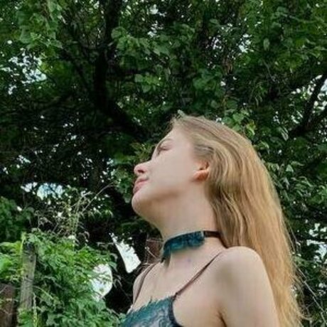 lil virgin estrella porno galería