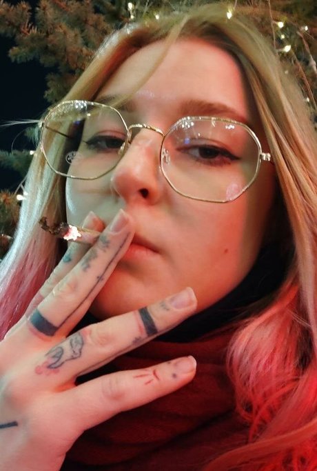 Lana Delmar étoile galerie