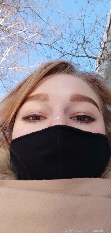 Lana Delmar modelo porno archivo