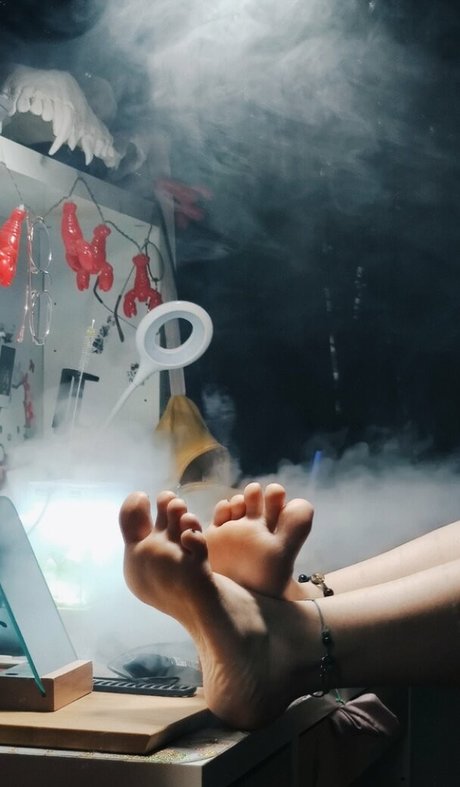 Lana Delmar bonita modelo fotos