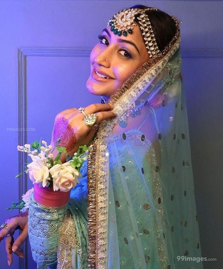 Surbhi Chandna estrella porno xxx imagen