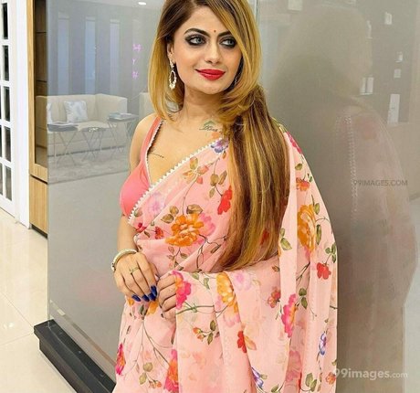 Suhaani Laskar star du porno en haute qualité galerie