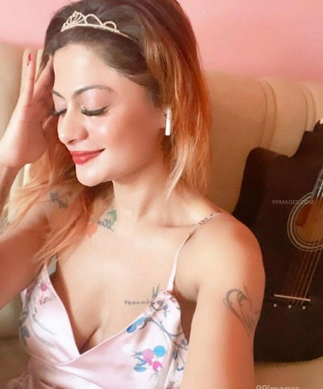 Suhaani Laskar modèle sympa archive