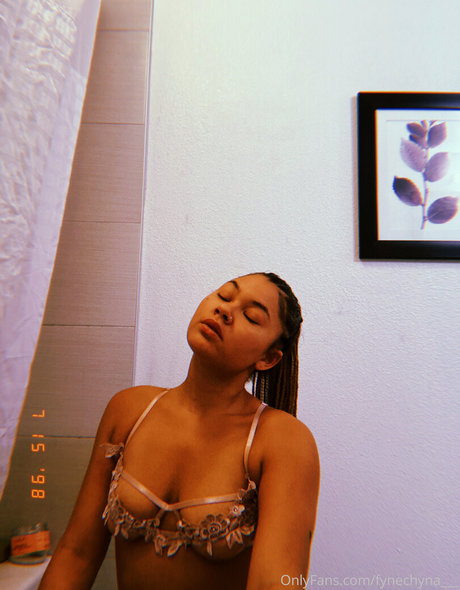 Fine Chyna actriz xxx galería