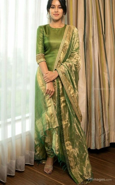 Mirnalini Ravi hd star pictures
