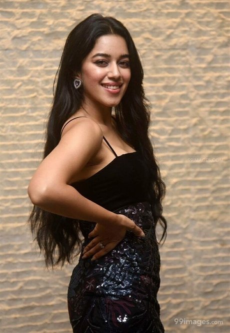 Mirnalini Ravi estrella de alta calidad recopilación