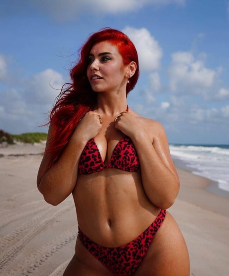 Alicia Atout haut de star du porno photos