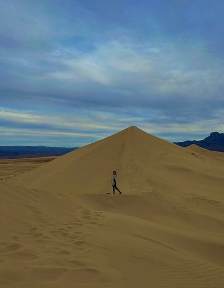 Emma Karla Peet estrella del arte imágenes