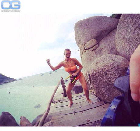 Laura Wontorra bonita estrella foto