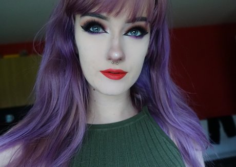 Ashi estrella caliente galería