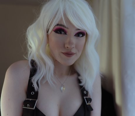 Ashi beau modèle archive