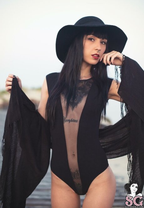 Discordia modelo libre fotos