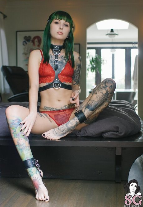 Discordia nus star du porno photos