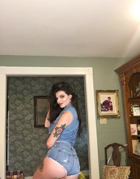 hexsuicide modèle adulte image