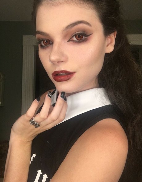 hexsuicide actriz exclusiva imágenes