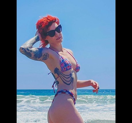 CBG19 star du porno en haute qualité galeries