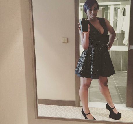 Scarlette Douglas estrella porno atractiva foto