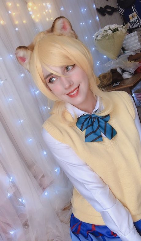 Takeomeow nudes actress pics