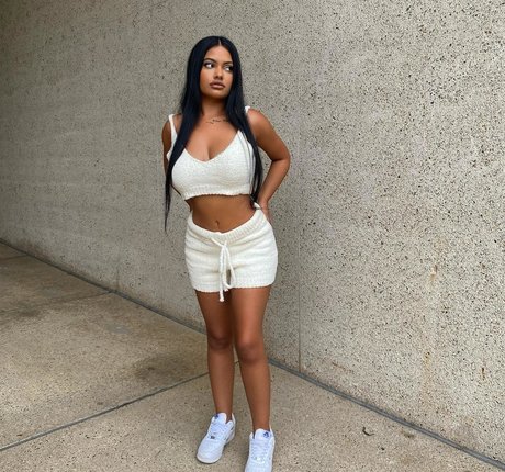 Ari Kumar modèle hd photos